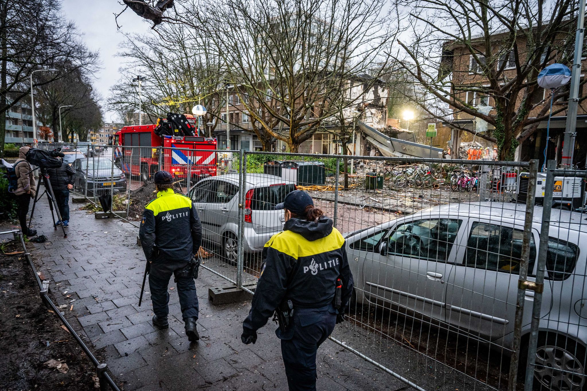 Nach Explosion: Königspaar besucht Unglücksort in Den Haag