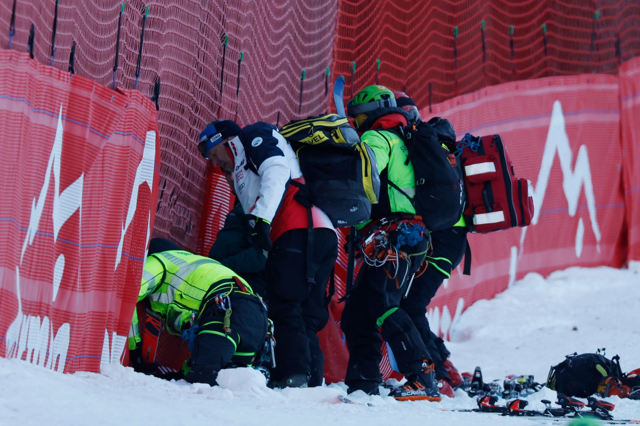 Ski-Star Sarrazin nach Operation wach und bei Bewusstsein