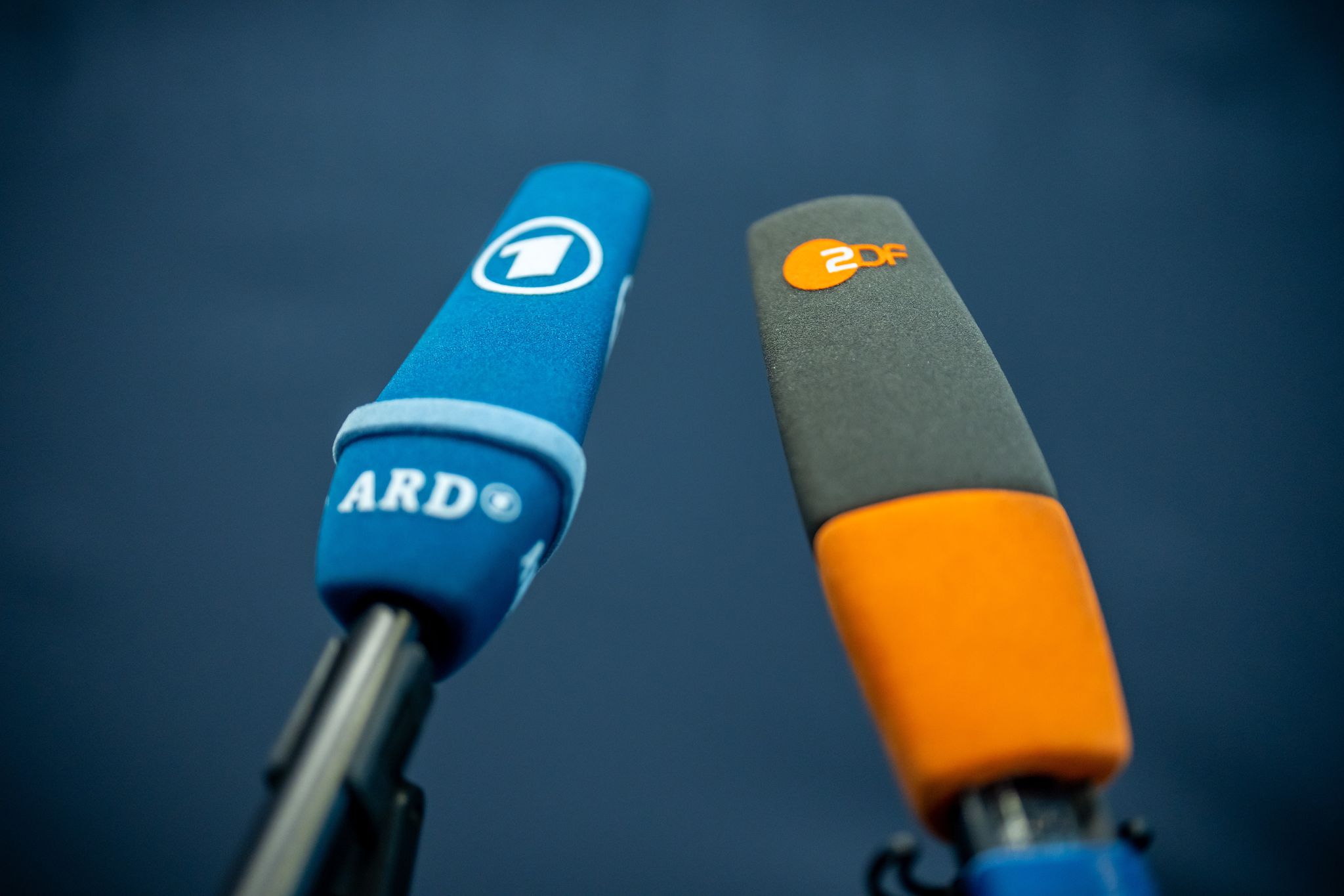 ARD und ZDF sagen zweites TV-Duell Habeck – Weidel ab