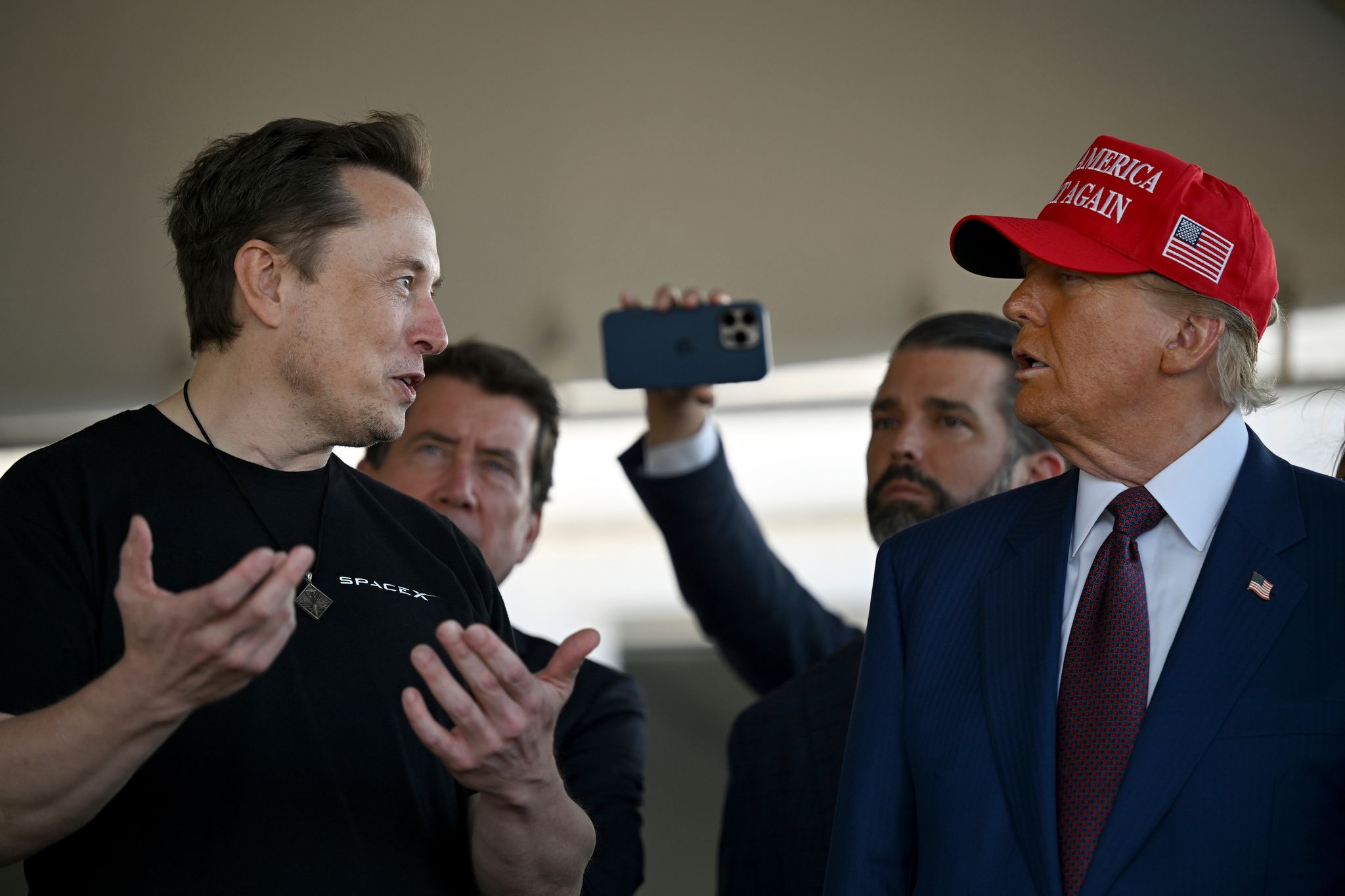 Trump und Musk blockieren Haushaltseinigung in den USA