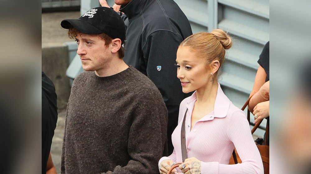 Ariana Grande und Ethan Slater shoppen Weihachtsbaum