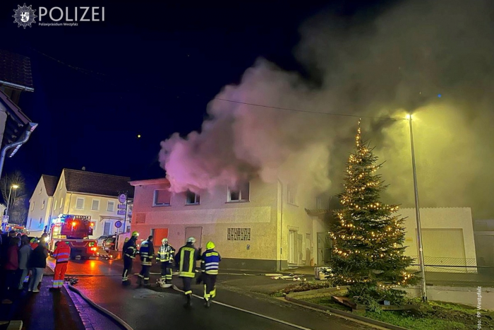 Bad Kreuznach: Brand in Wohnhaus