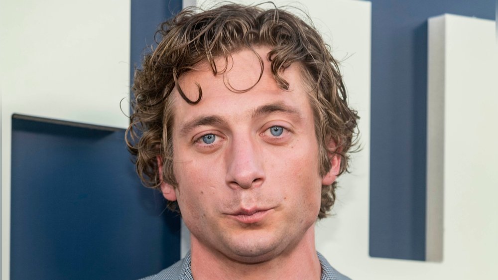 “The Bear” und Baby Yoda: Jeremy Allen White im “Mandalorian”-Kinofilm