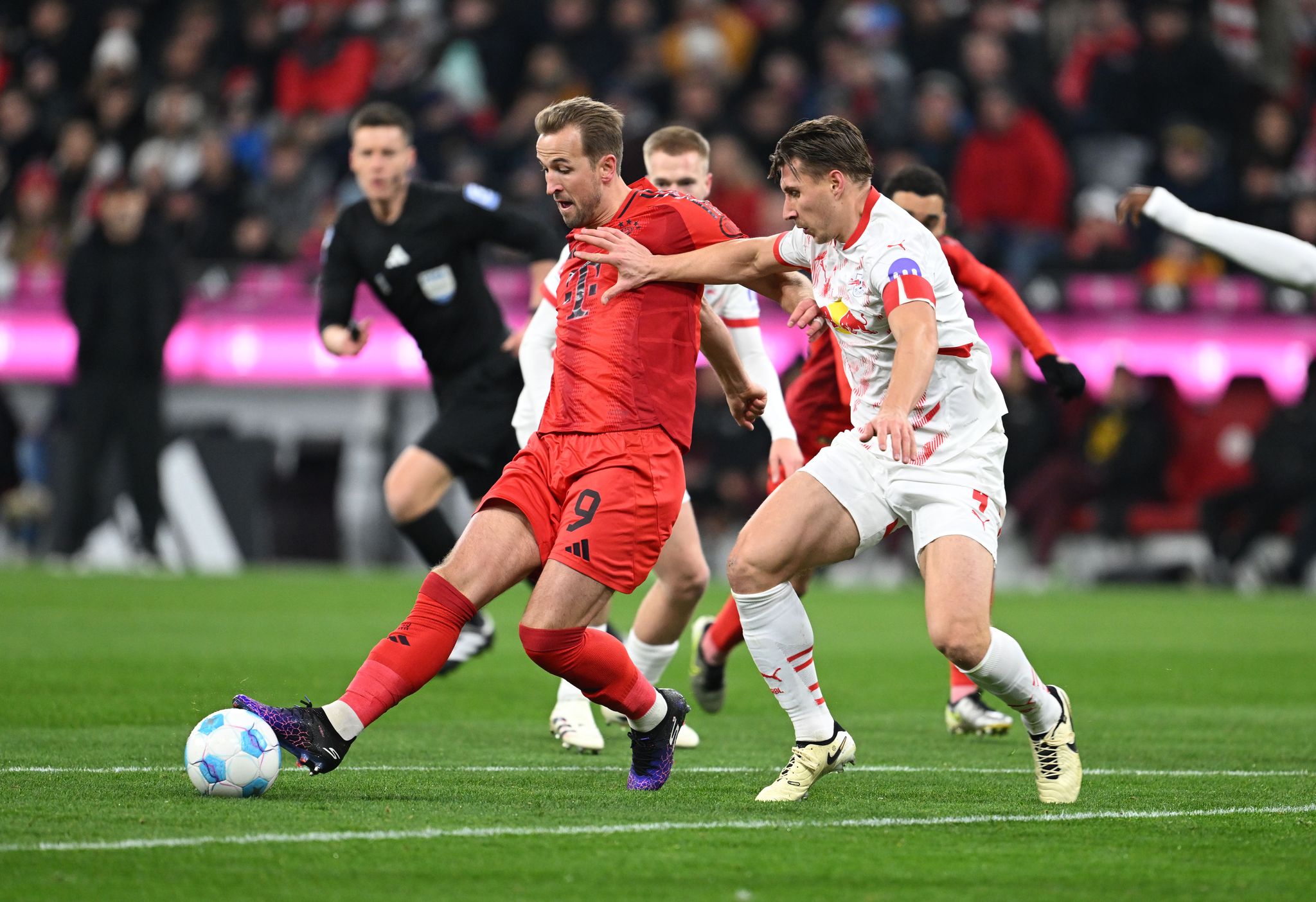 Bayerns torreicher Jahresabschluss mit Kane gegen Leipzig