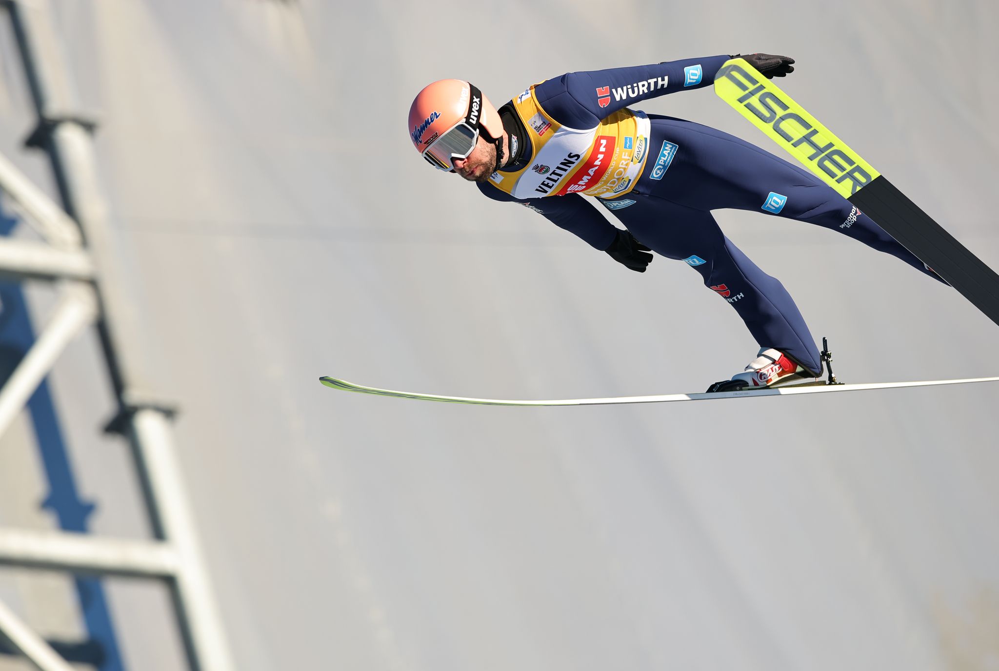 Österreich dominiert erste Qualifikation der Vierschanzentournee