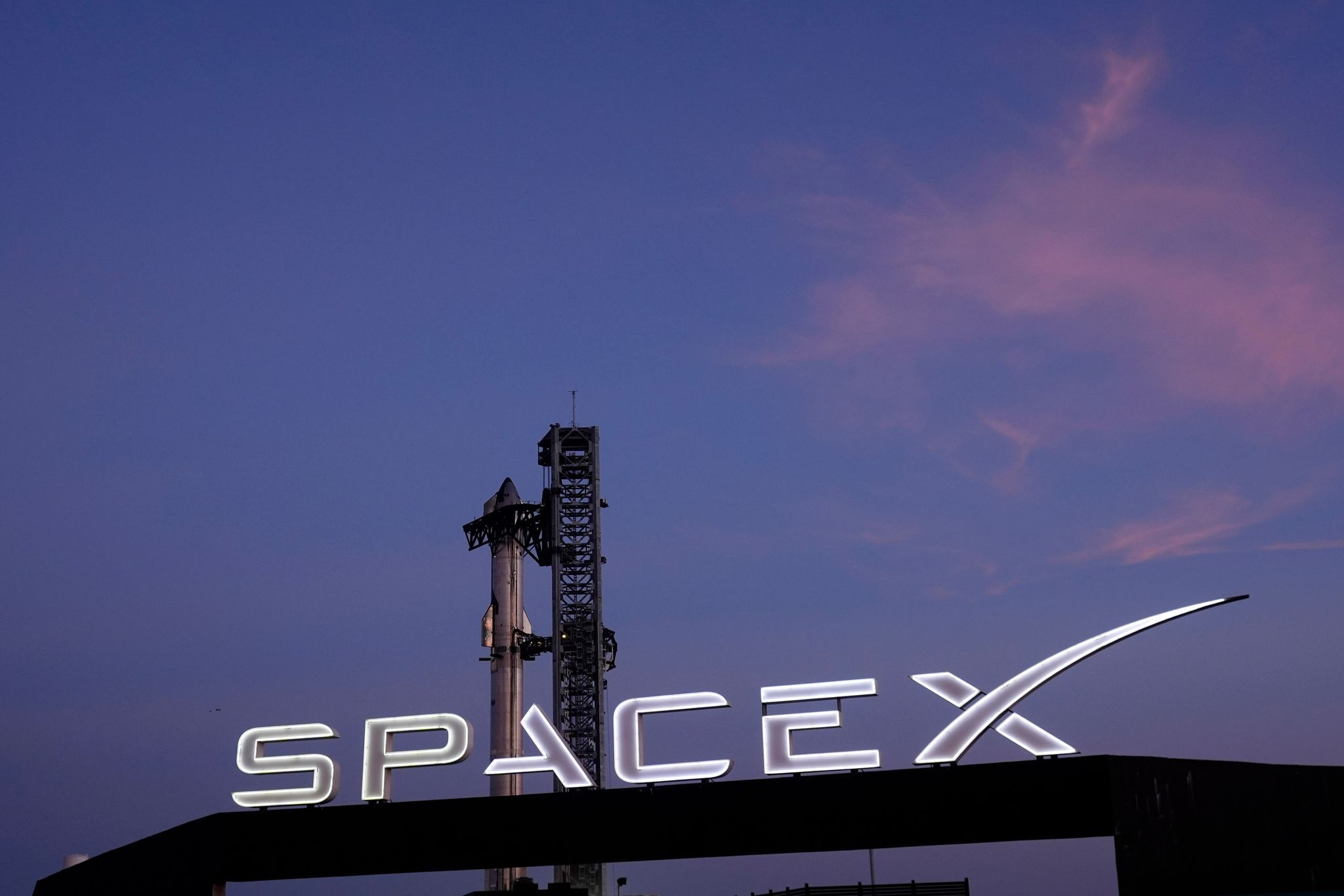 «Tor zum Mars»: Elon Musk will SpaceX-Sitz zur Stadt machen