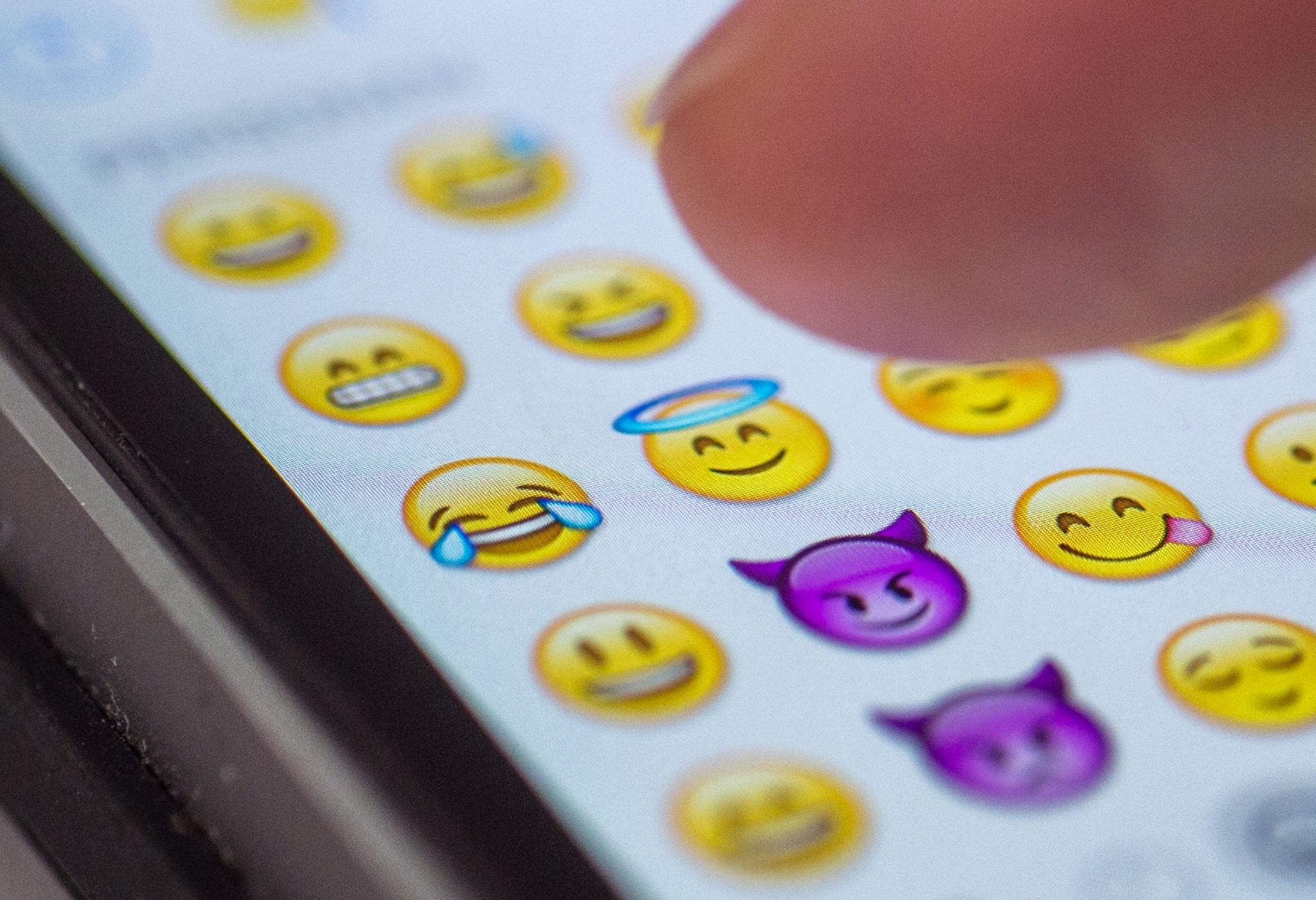 Neue Emojis im Anmarsch: Fingerabdruck, Rote Bete und Co.