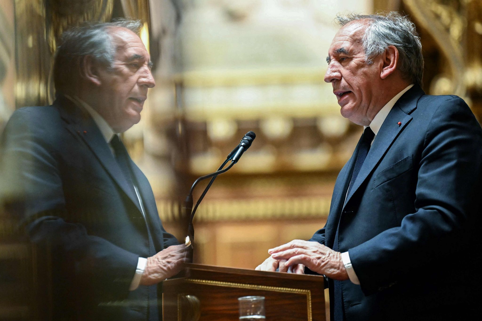 Frankreichs Premier Bayrou übersteht Misstrauensvotum