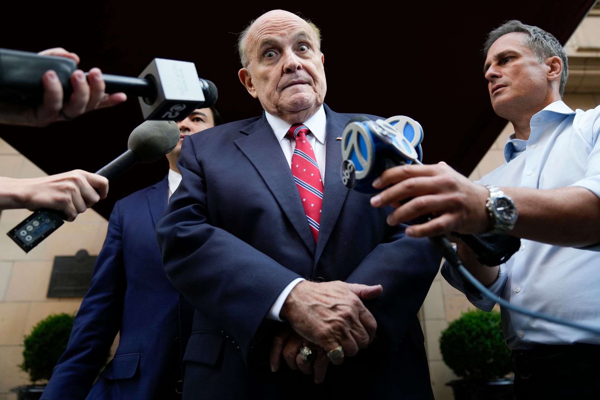 Giuliani einigt sich in 148-Millionen-Dollar-Rechtsstreit