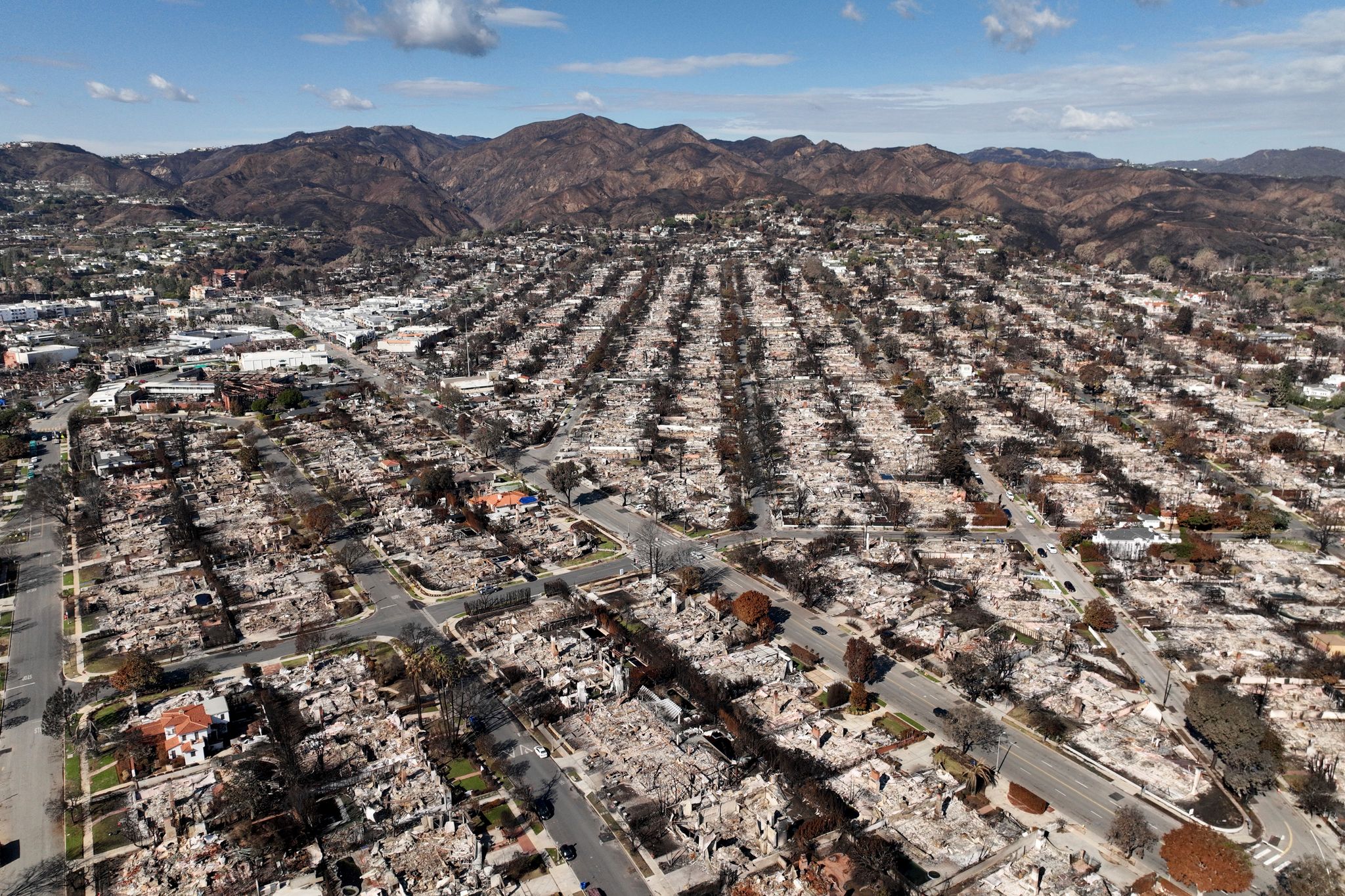 Zahl der Toten bei Bränden in Los Angeles steigt auf 29