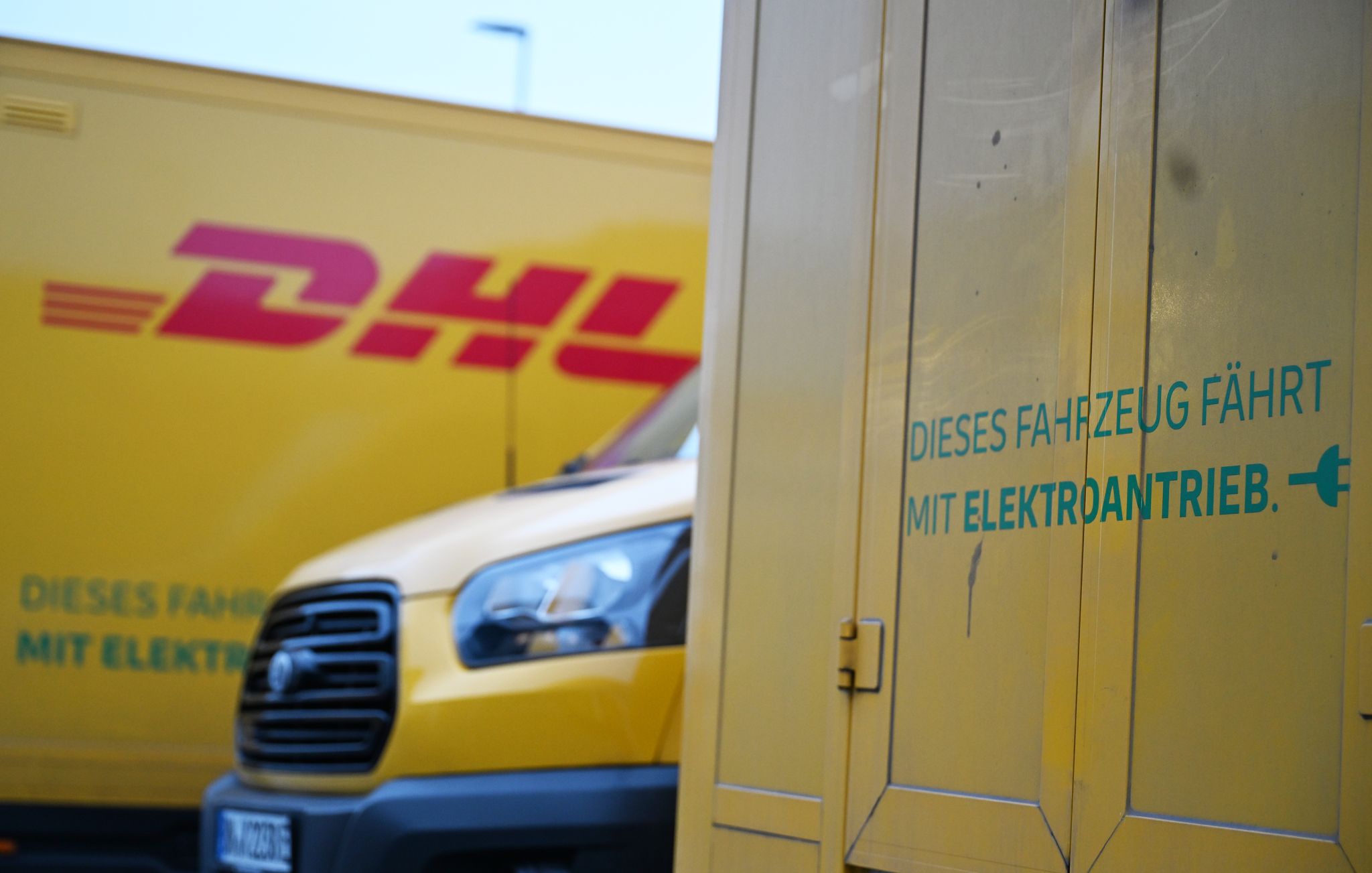 DHL plant massive Erhöhung der Elektrotransporter in Deutschland