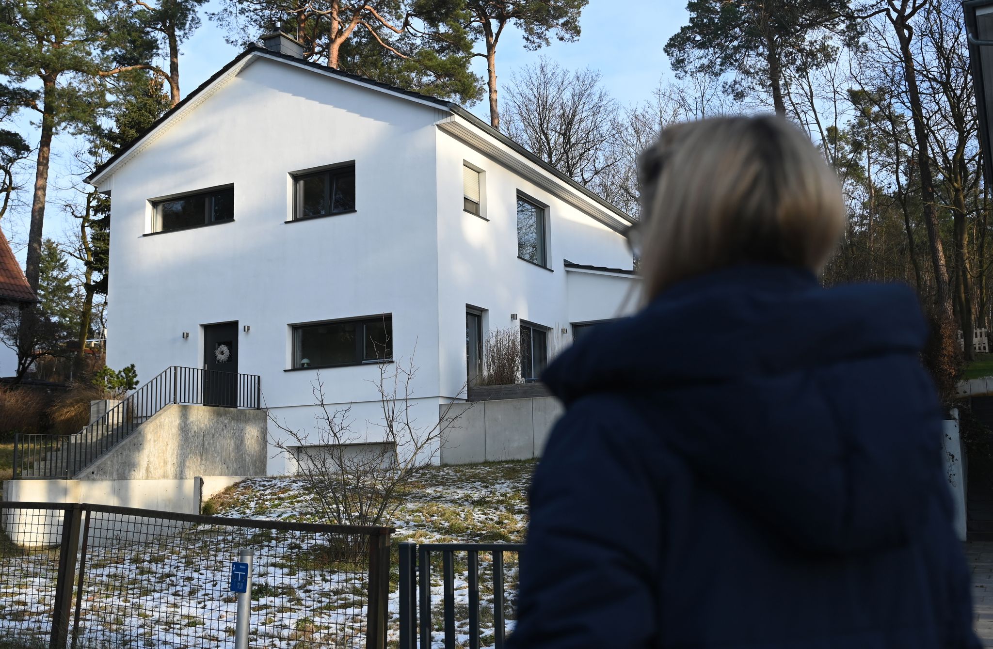 Behördenfehler bei Zwangsversteigerung: Familie droht Hausverlust