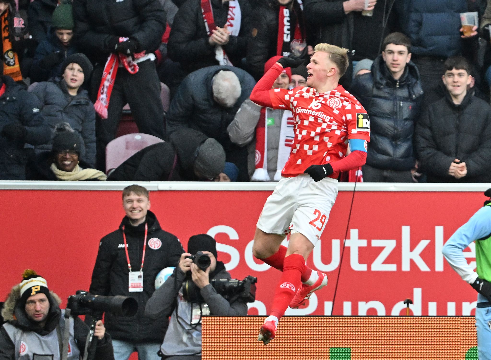Mainz siegt gegen Bochum dank Burkardt-Doppelpack