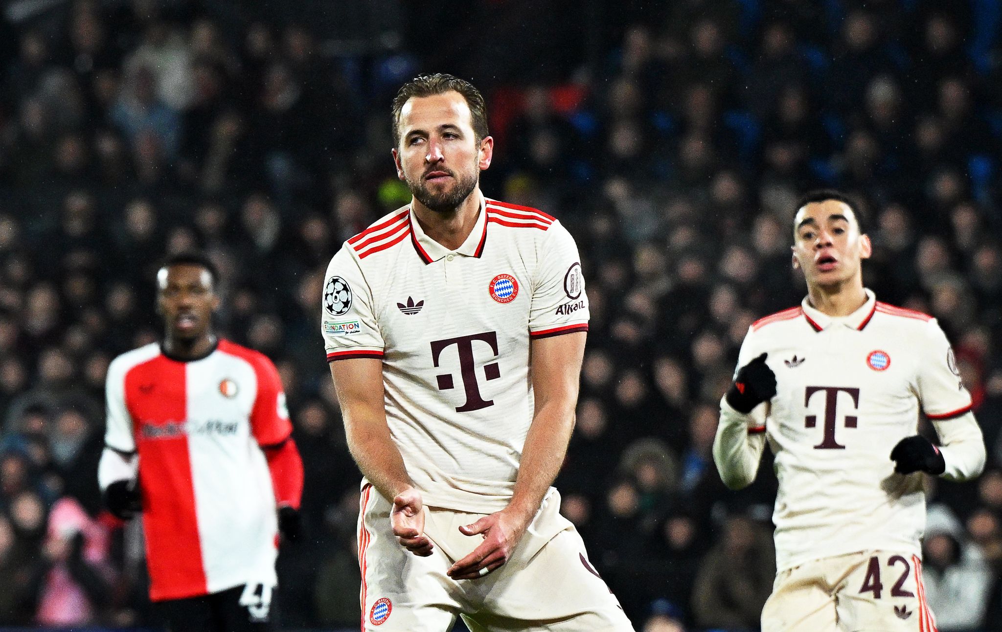 FC Bayern München kassiert 0:3-Pleite gegen Feyenoord in Rotterdam