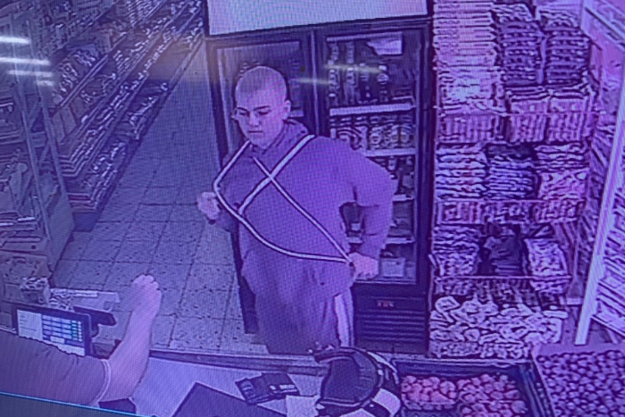 Gesucht: Täter nach Raub auf Jugendlichen