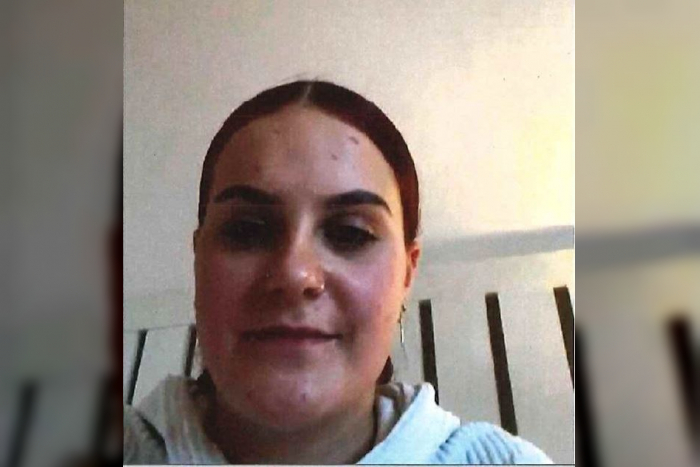 Gesuchte Frau nach betrügerischen Kontoeröffnungen