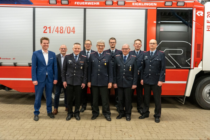 Samtgemeinde Flotwedel: Ortsfeuerwehr Eicklingen, Feuerwehrhaus Hauptversammlung mit Beförderungen und Ehrungen