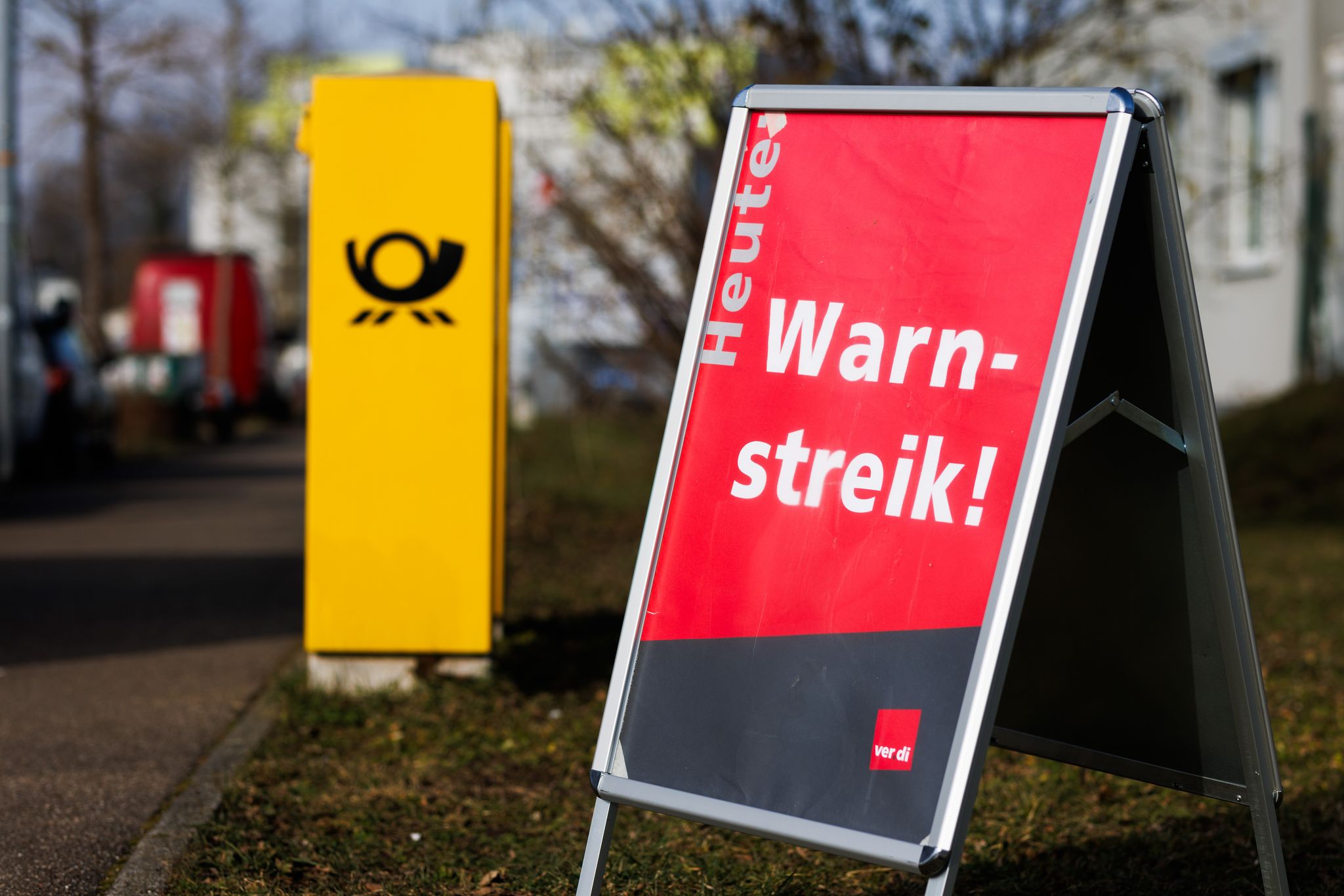 Deutsche Post Warnstreiks: Verzögerungen bei Briefen und Paketen