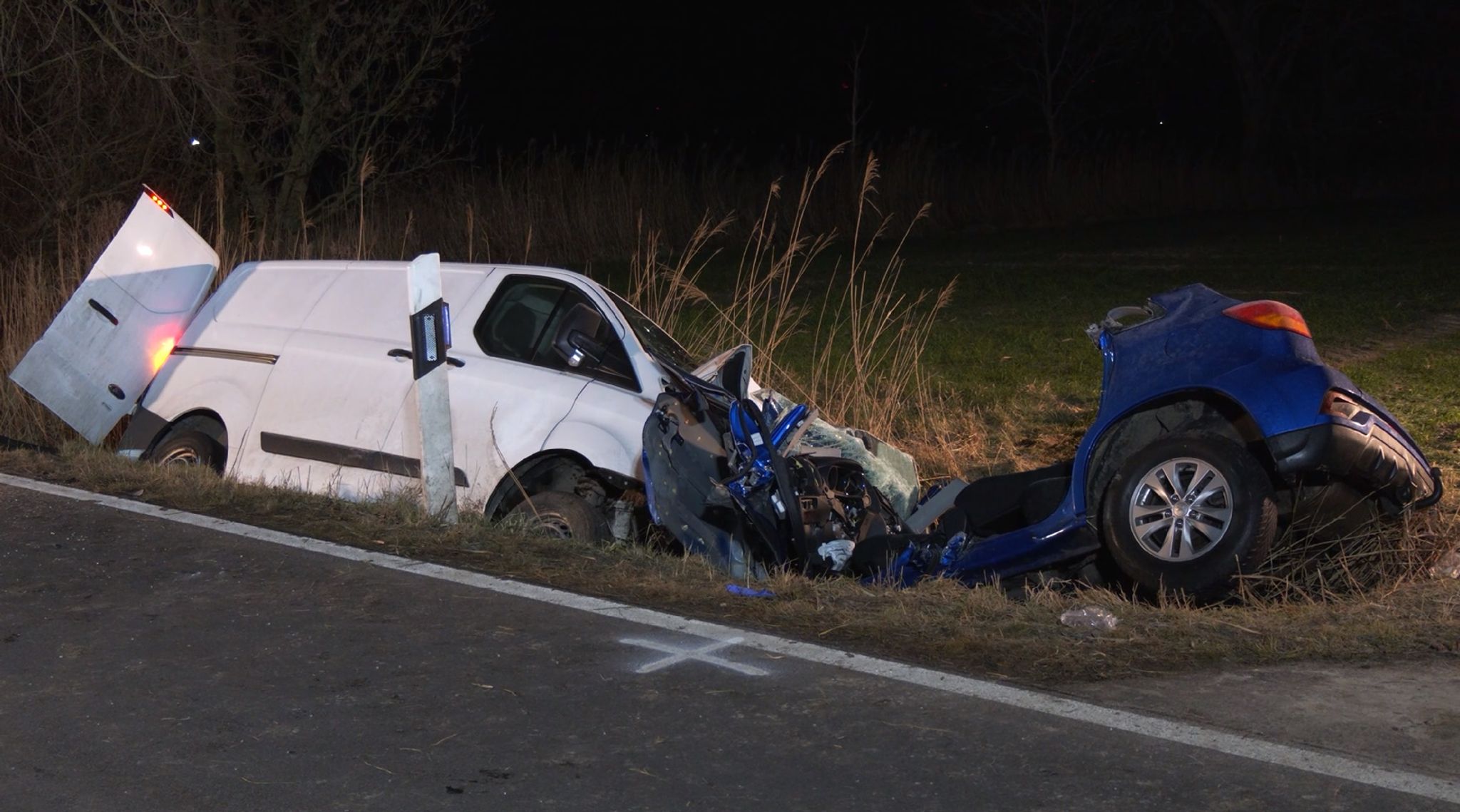 Eltern sterben bei Unfall – Kind überlebt schwer verletzt