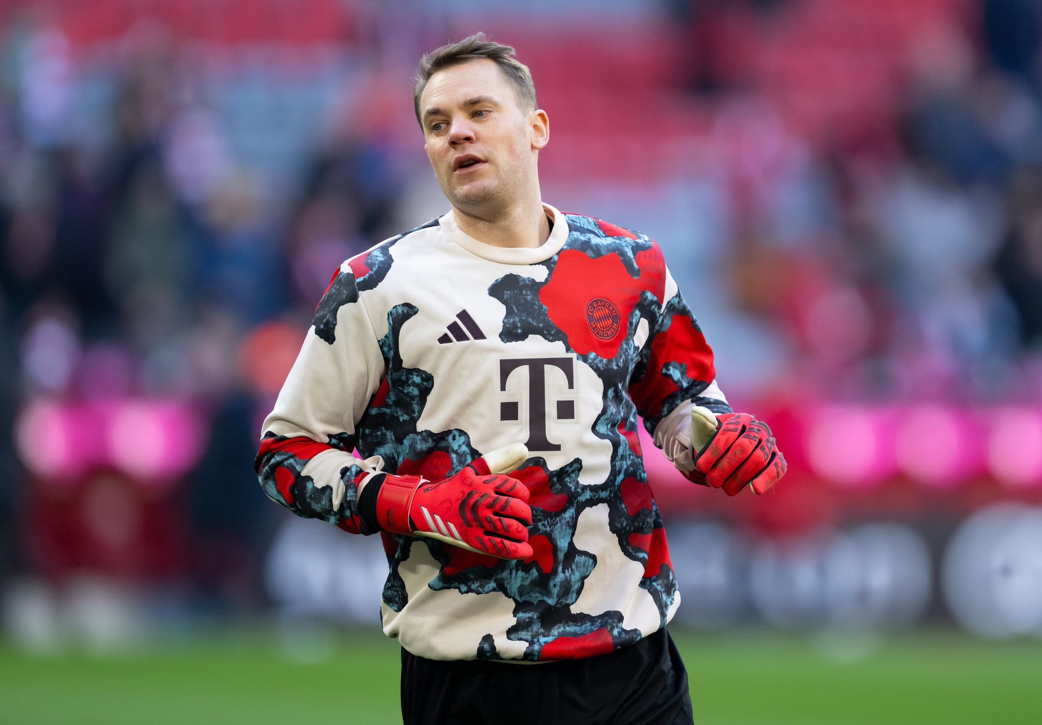 Manuel Neuer verlängert Vertrag beim FC Bayern bis 2026