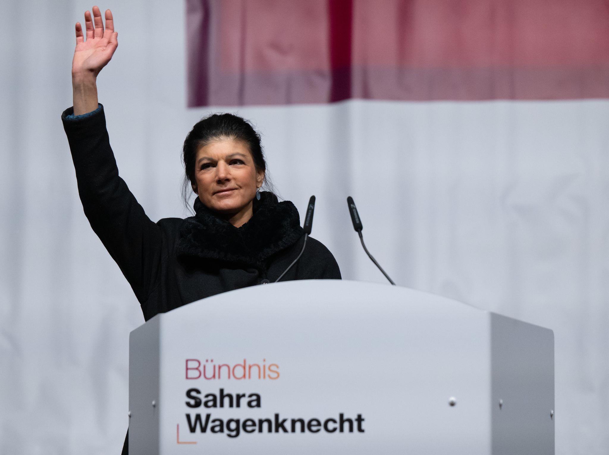 Wagenknecht knüpft politische Zukunft an Wahlerfolg