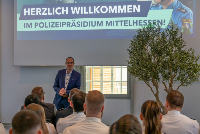 Marburg: Neue Kolleginnen und Kollegen begrüßt