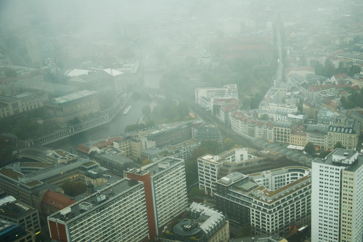 Schlechte Luftqualität in Deutschland: Smog und Feinstaubwerte steigen drastisch!