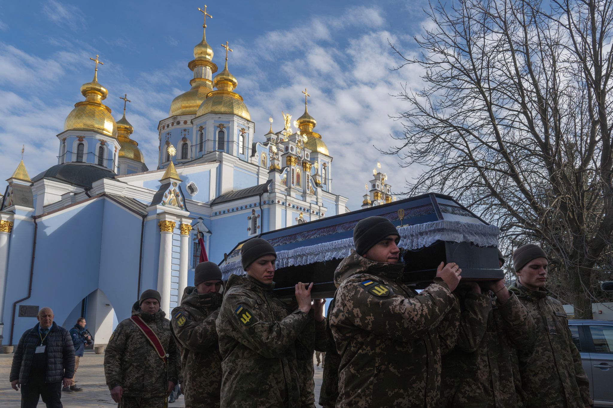 Nach drei Jahren Krieg ist das Schicksal der Ukraine offen