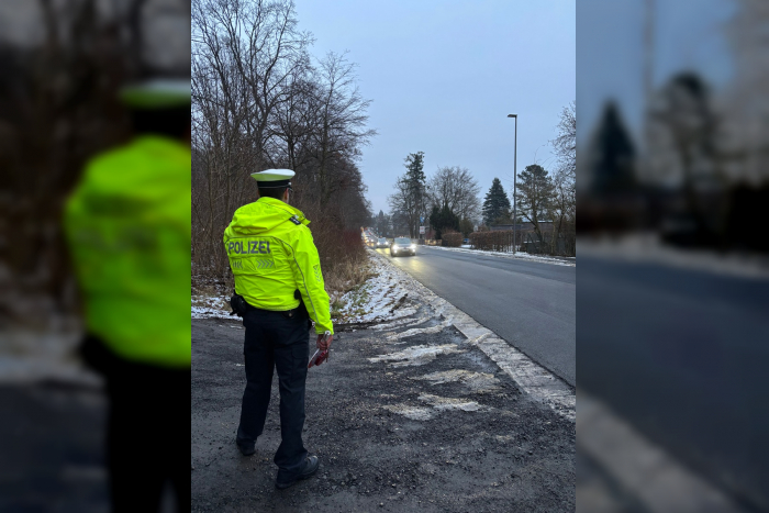 Kassel: Verkehrskontrollen in Rasenallee zur Schulwegsicherung