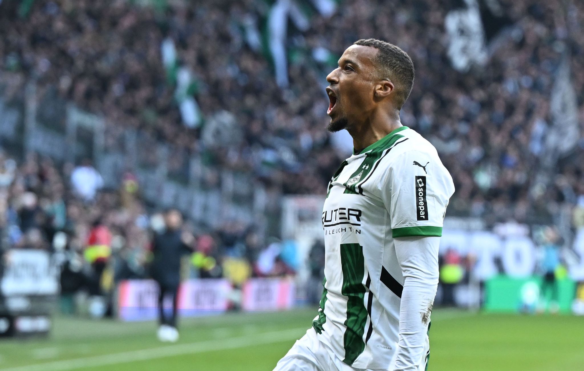 Pléa führt Gladbach zum Sieg gegen Bremen