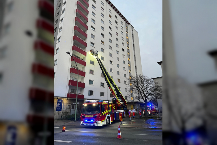 Brand in einem Hochhaus in Bremerhaven