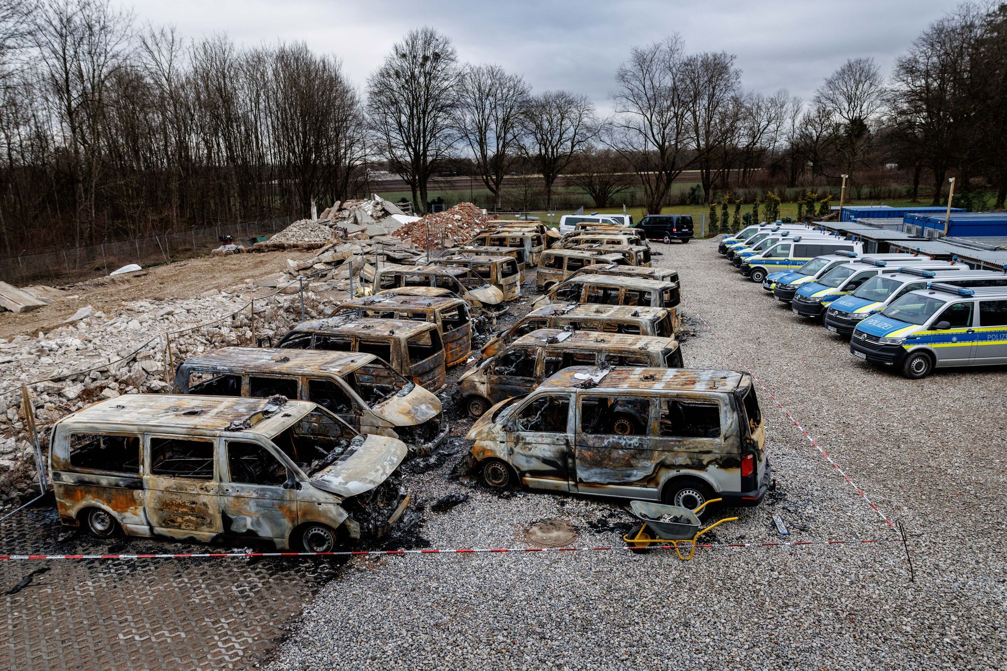 Festnahmen nach Serie von Brandanschlägen bei München