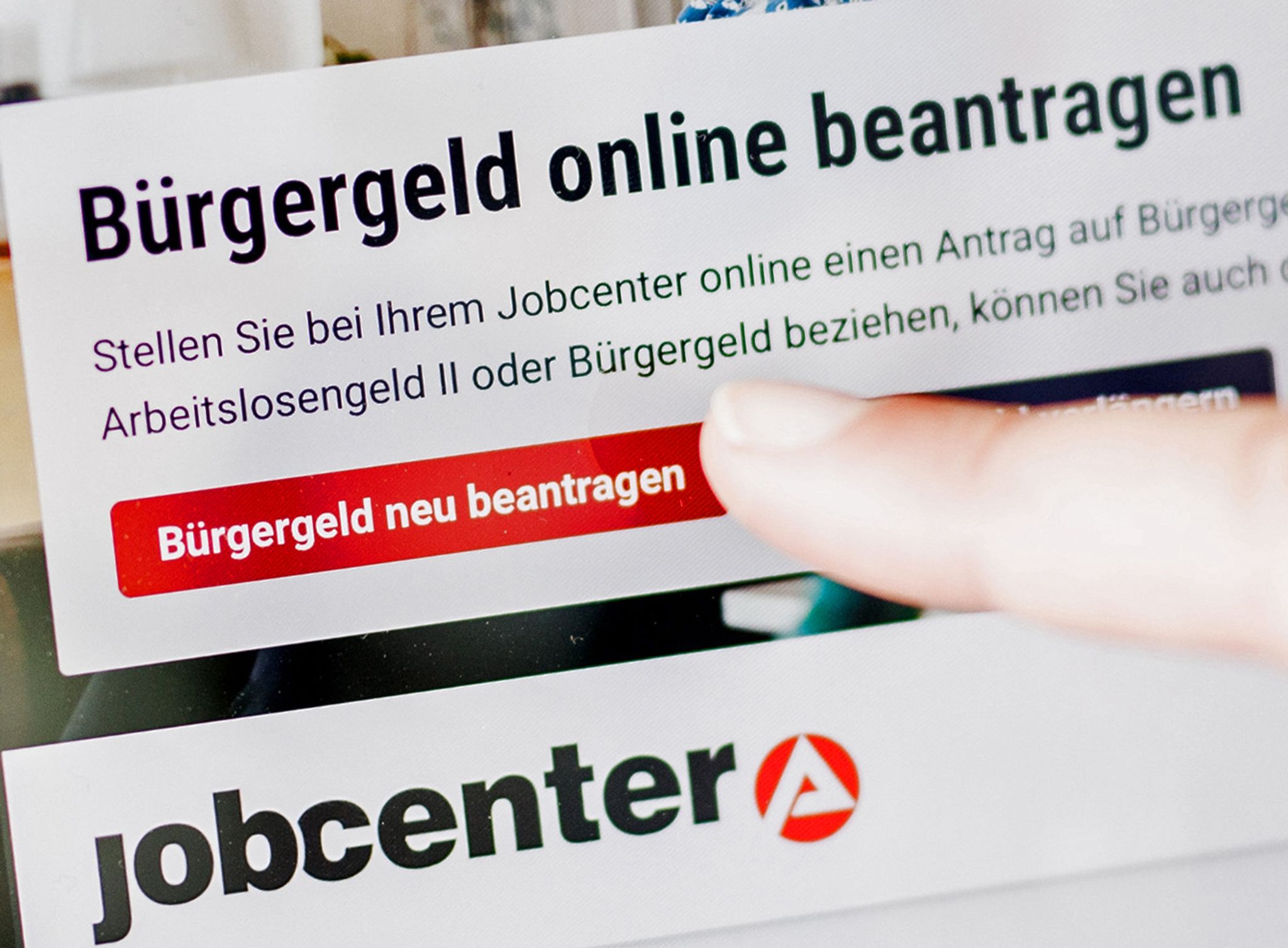 Analyse zu Bürgergeld: Zu viel Geld für die Verwaltung