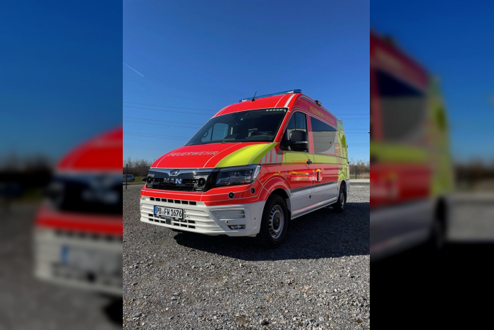 Feuerwehr Paderborn verstärkt Flotte mit neuen Krankentransportwagen