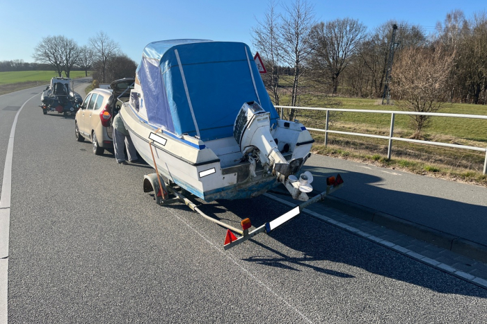 Flensburg: Bootstransport-Unfall, Die Wasserschutzpolizei warnt vor Saisonbeginn