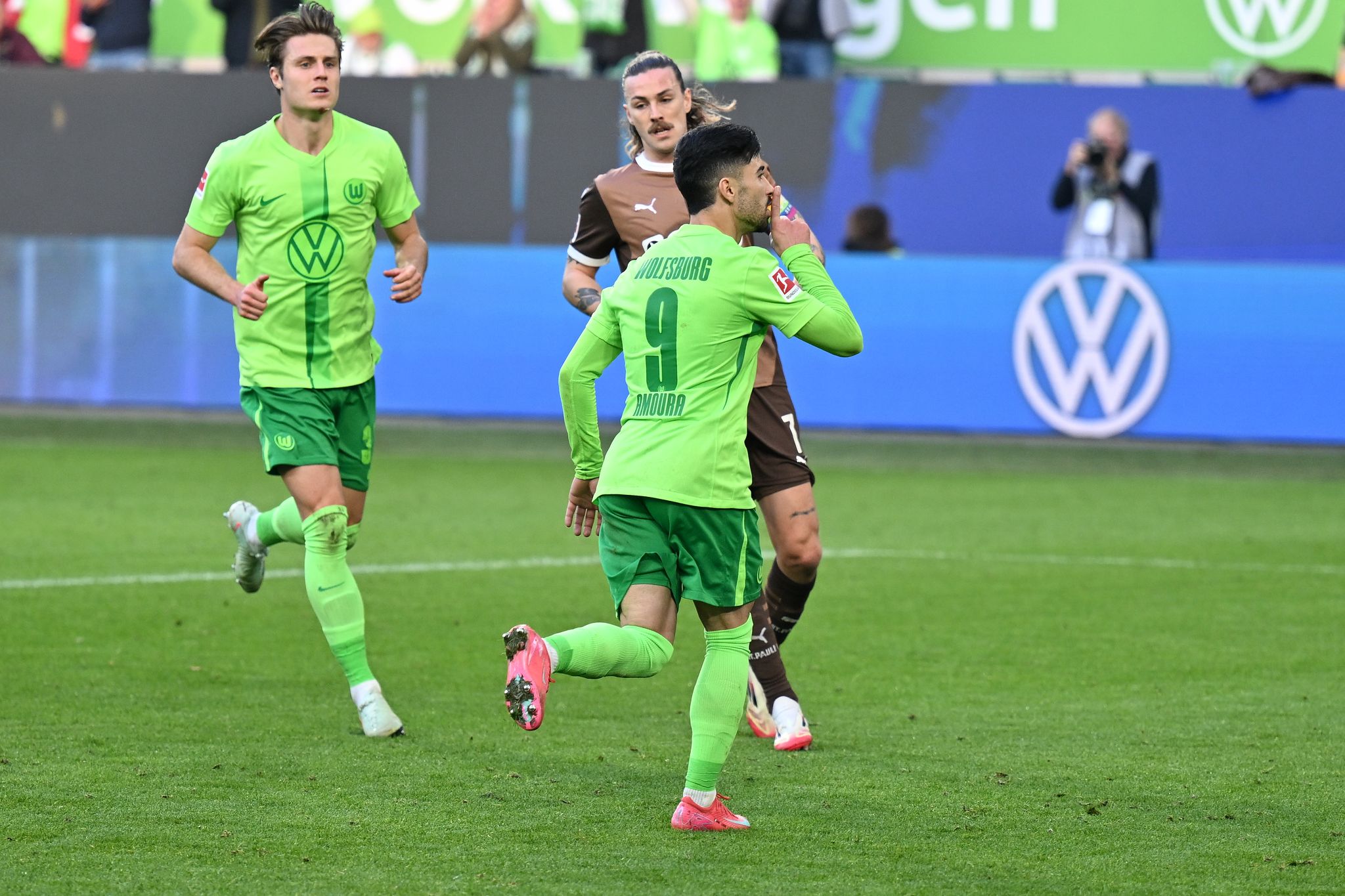 FC St. Pauli holt verdienten Punkt in Wolfsburg