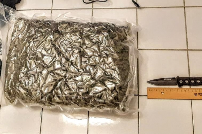 Kiel: 39-jähriger mit über einem Kilogramm Cannabis im Rucksack