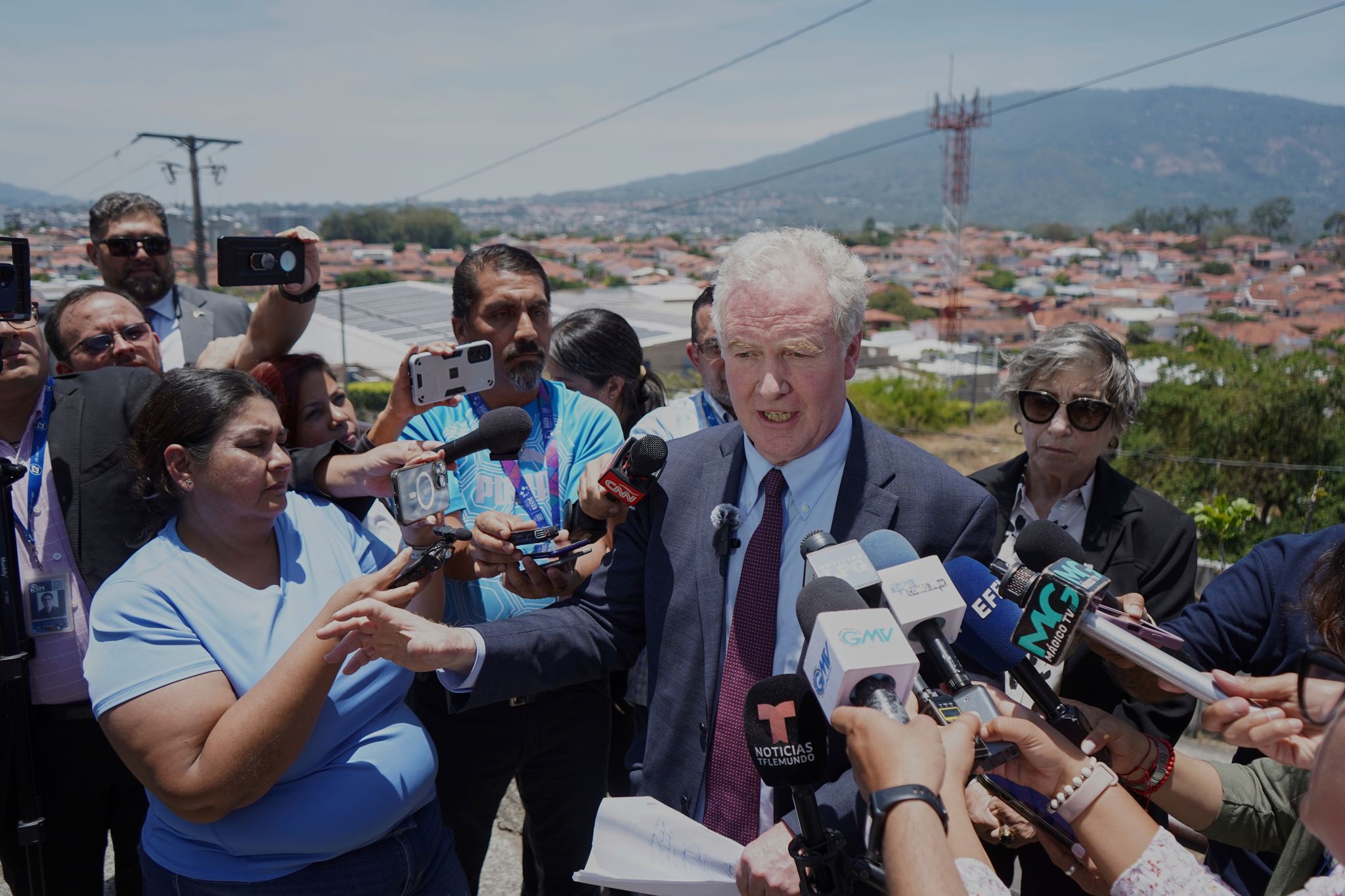 US-Senator kämpft für abgeschobenen Migranten in El Salvador