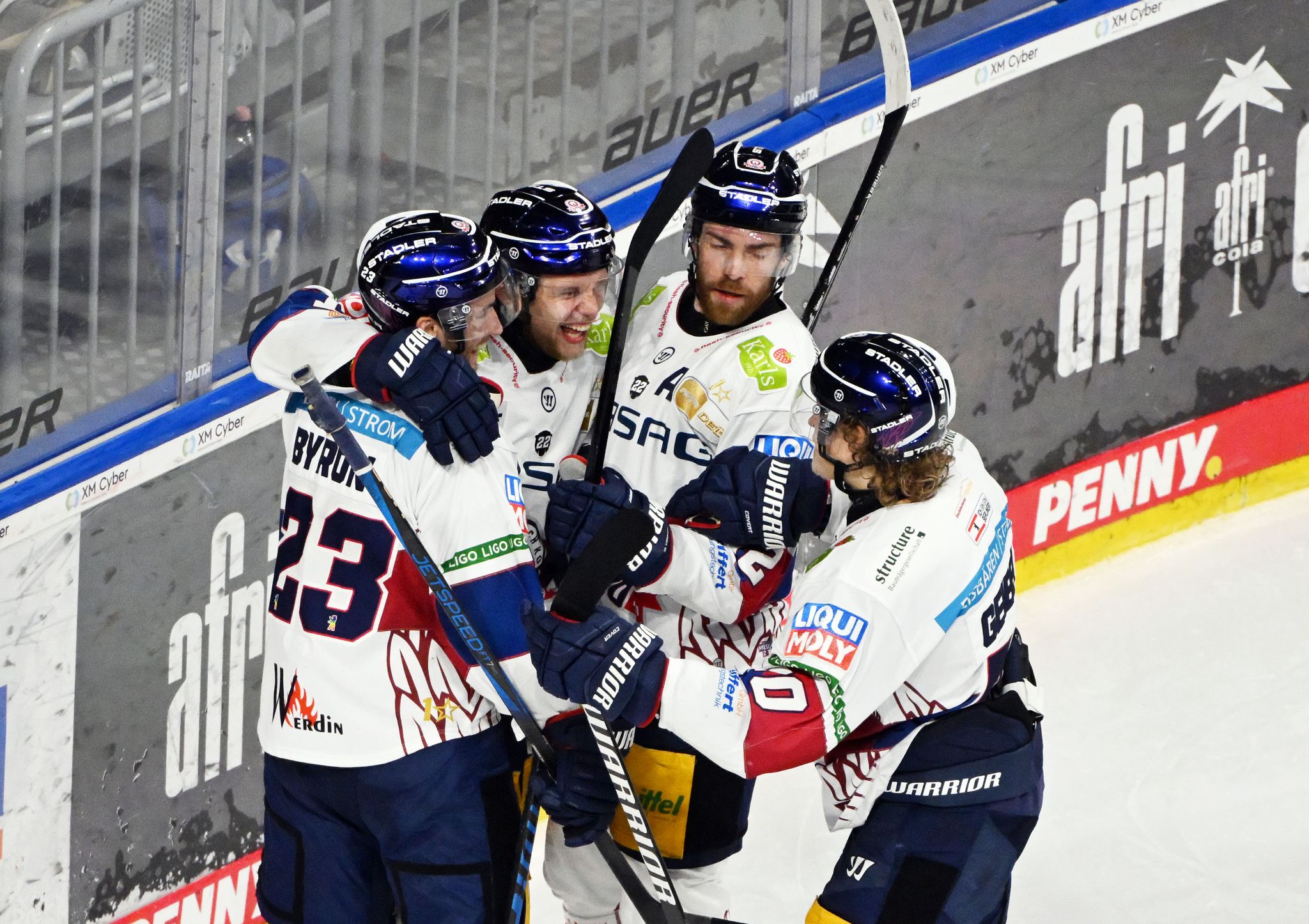 Titelverteidiger Eisbären Berlin erreicht DEL-Finale
