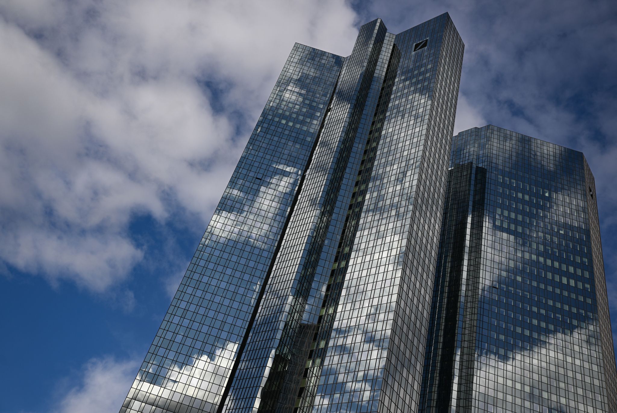 Deutsche Bank verzeichnet Gewinnsprung im ersten Quartal