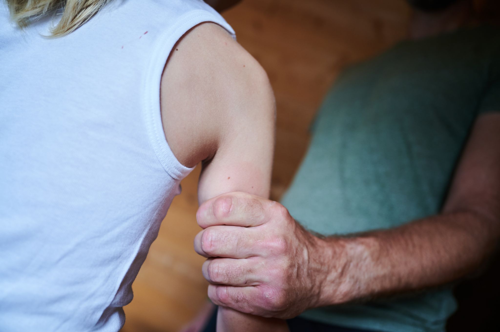 «Klaps auf den Hintern» hält jeder Dritte für angemessen
