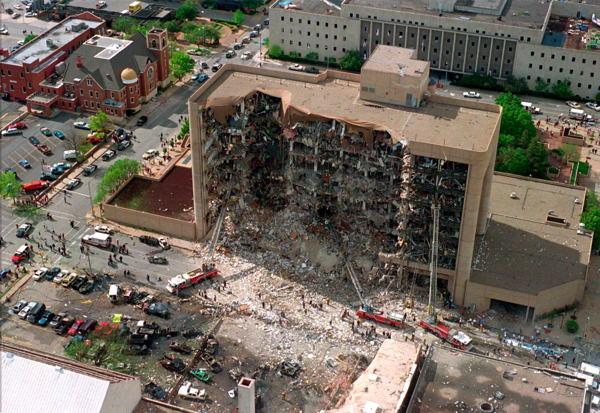 Clinton bei Gedenken an Oklahoma-Anschlag vor 30 Jahren
