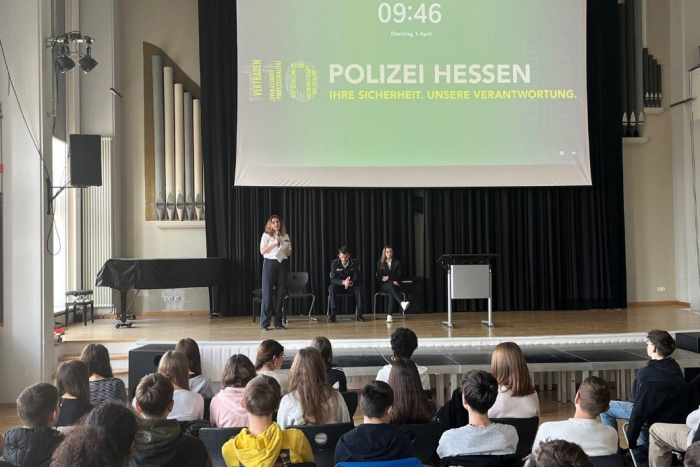 Fulda: Dialogveranstaltung an Albert-Schweitzer-Schule