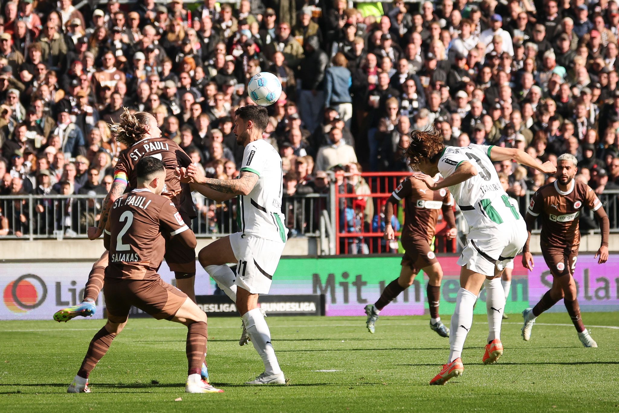 FC St. Pauli holt verdienten Punkt gegen Mönchengladbach