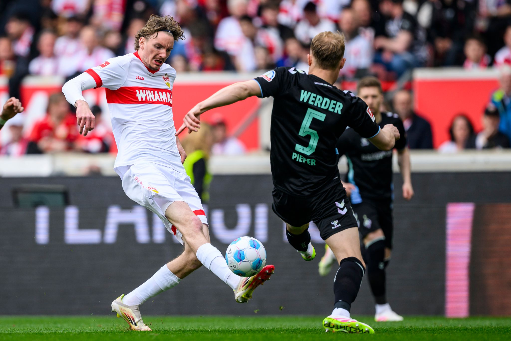 Bremer Burke schockt Stuttgart mit spätem Siegtreffer