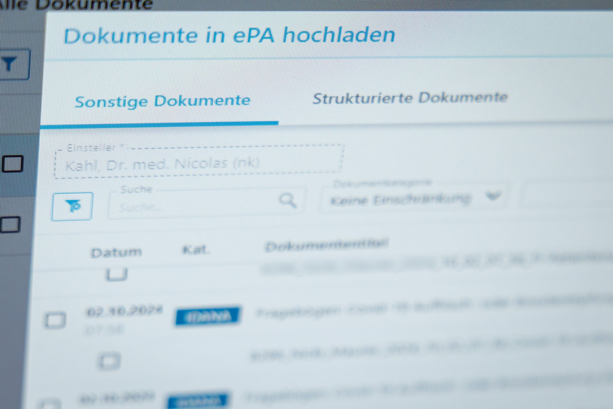 Lauterbach bestätigt Sicherheitslücke bei E-Patientenakte