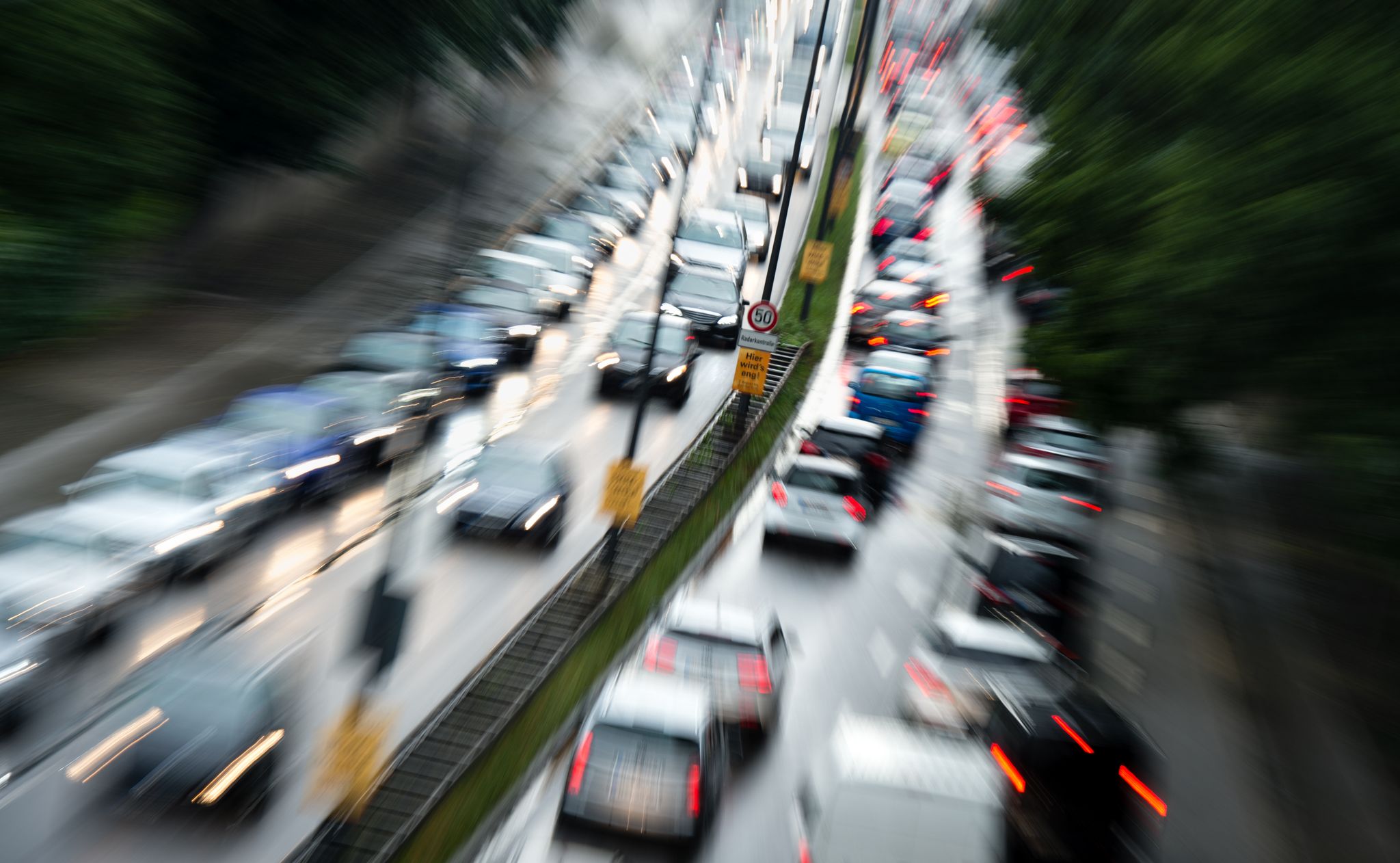Deutsche bleiben autoverrückt, auch in Zeiten hoher Preise