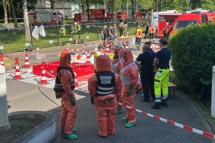 Bad Godesberg: Verdächtige Briefsendung in Poststelle