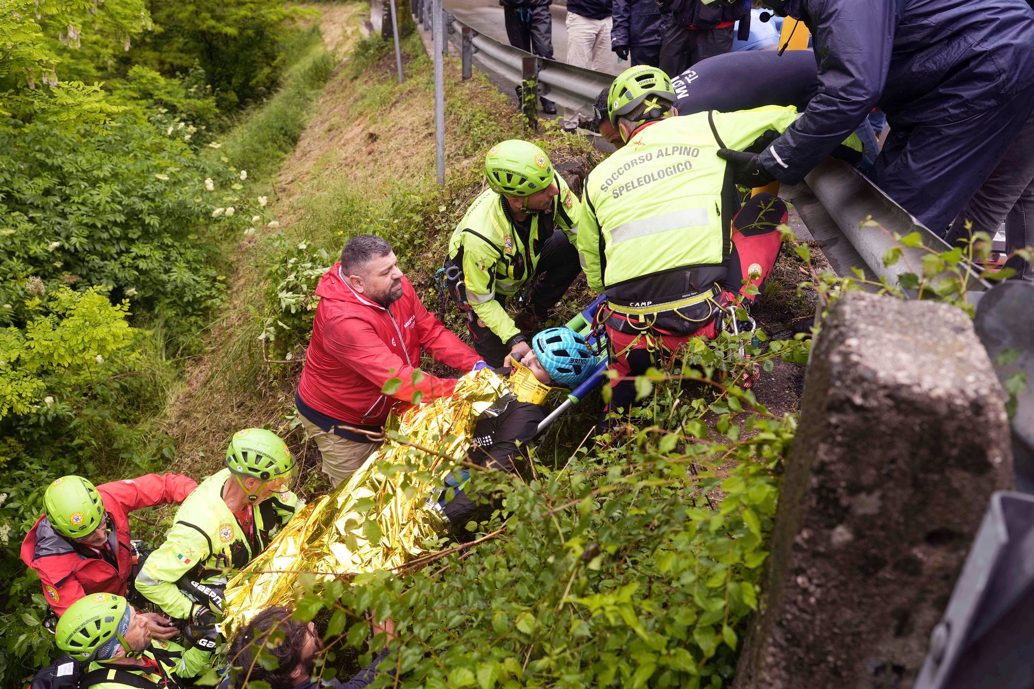108. Giro: Roglic steigt aus – Martinelli mit schwerem Sturz