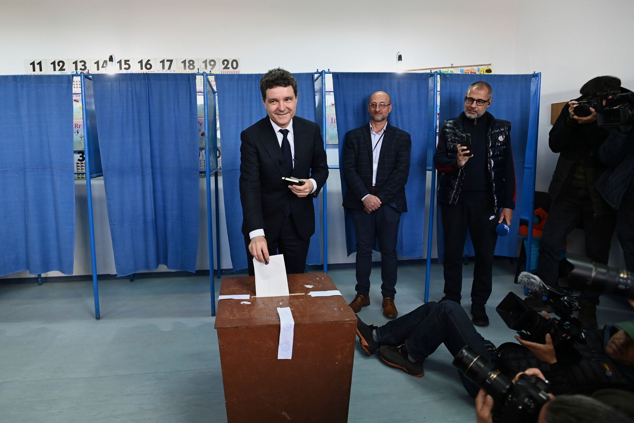 Proeuropäischer Nicusor Dan neuer Staatspräsident Rumäniens